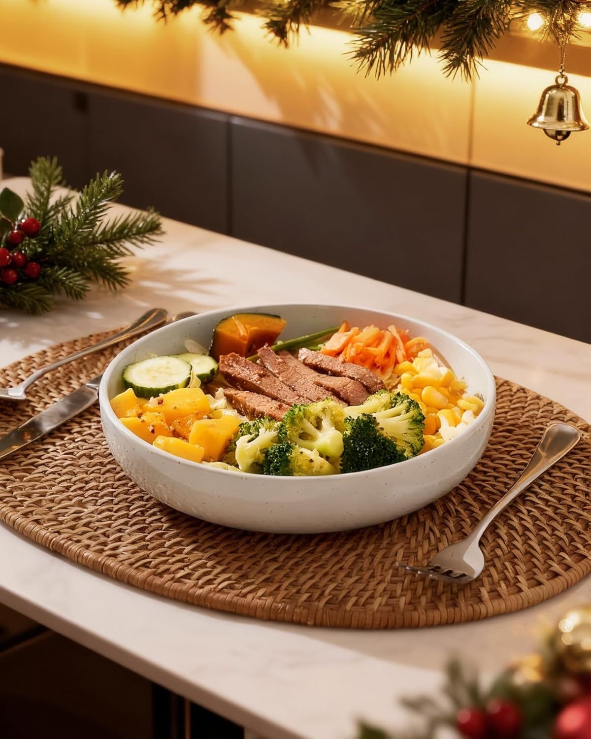 famiware Milkyway 33 oz Bowl Set  Pasta Bowls Set of 4  Salad Bowls Perfect for Your Friend for Housewarming  Thanksgiving  Christmas  White